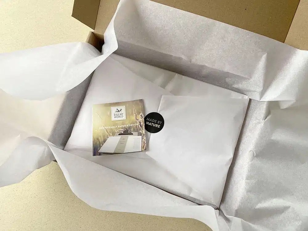 Kiss-My-World Graspapier Schulset Bienenwachsstifte Verpackung