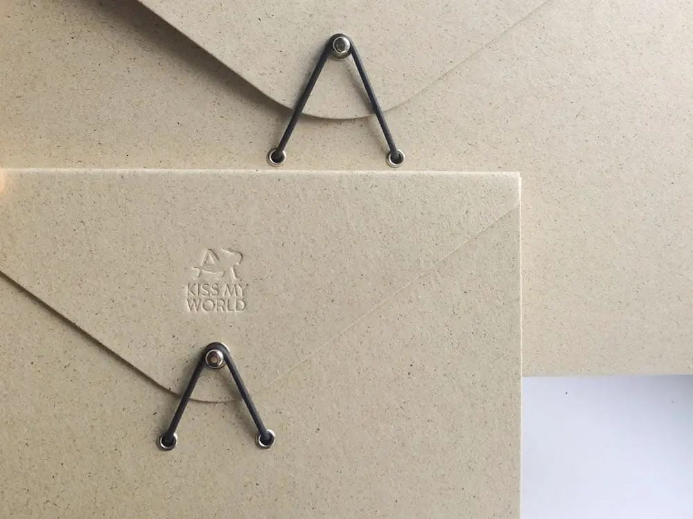 Dokumentenmappen, Kautschuk-Verschluss, Prägung, DIN A4, DIN A5, Graspapier, Papier à la Carte