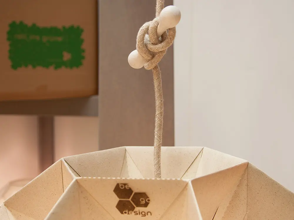 Kordelkürzer aus Holz für Hängelampen-Kabe