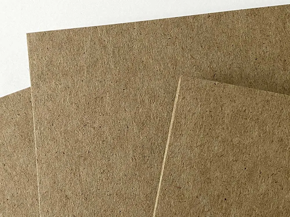 Nachhaltiges Skizzenpapier mit Silphie-Struktur, Detailaufnahme / Nahaufnahme des umweltfreundlichen Silphiepapiers.