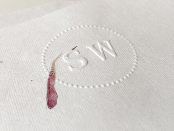 Briefpapier-Set Asternblüten – Handgeschöpftes Baumwollpapier mit Prägung – Bild 5