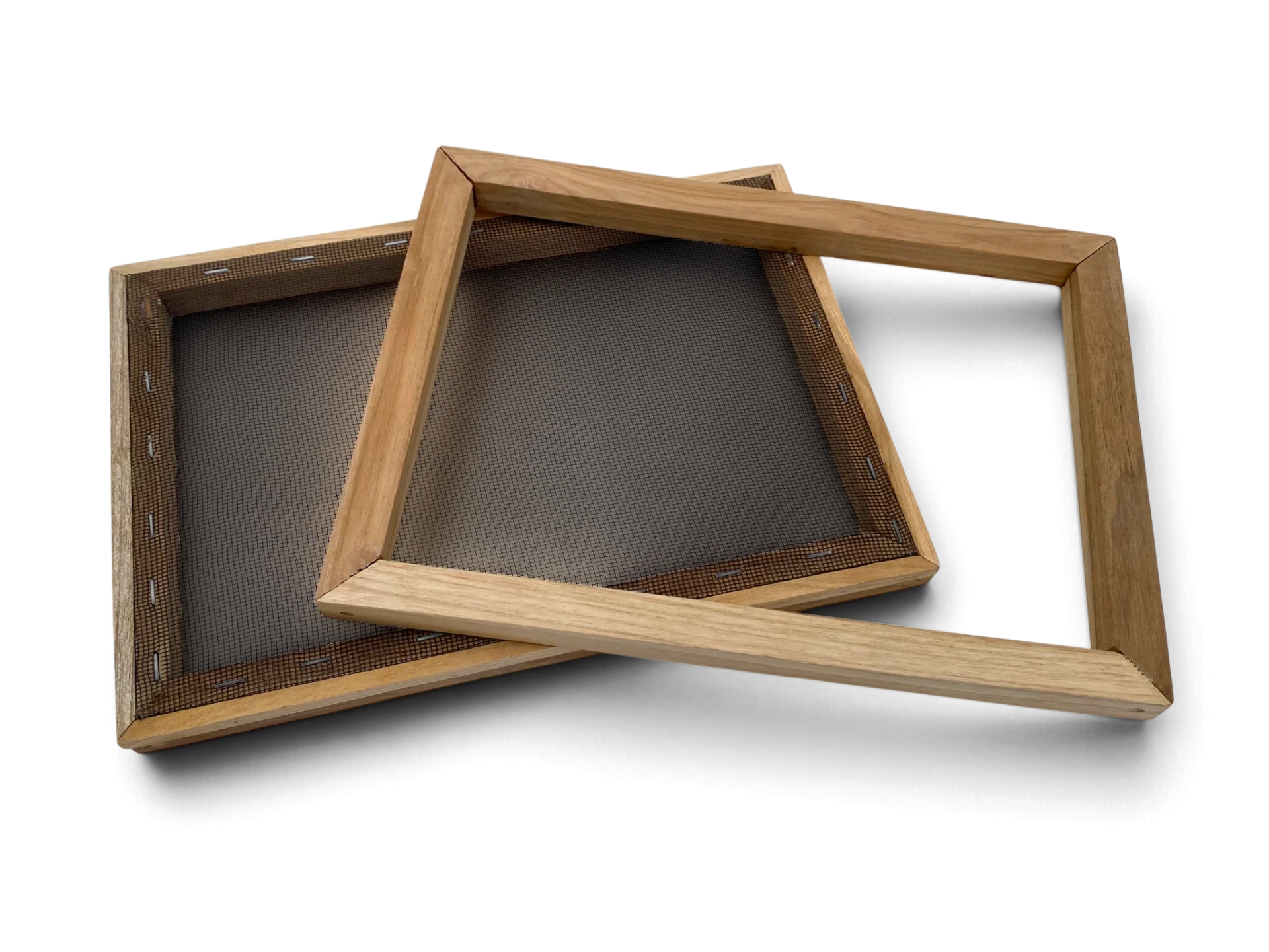 Nahaufnahme der handwerklichen Eckverbindung und des feinen Siebgewebes 17x25,5 cm