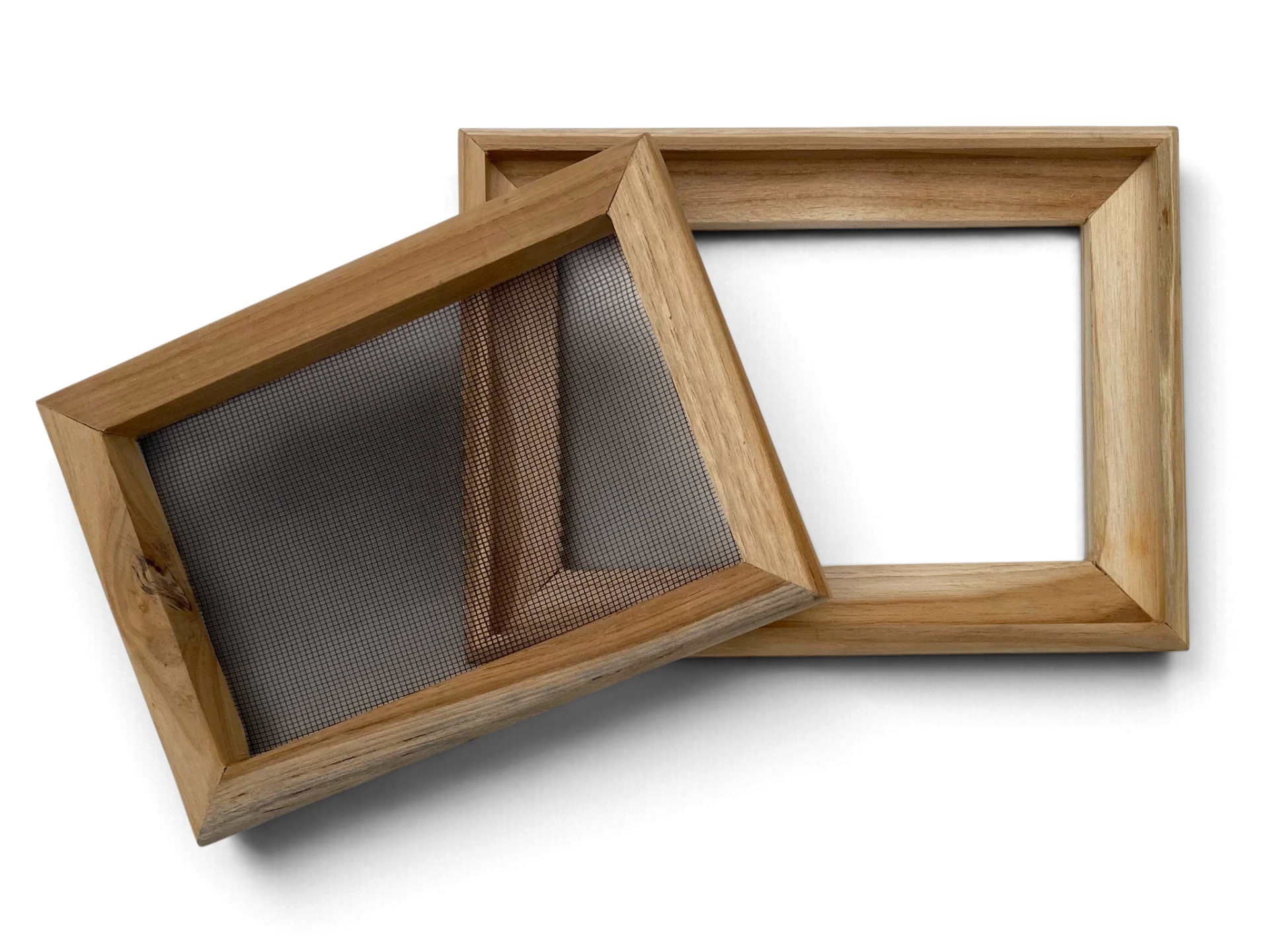 Nahaufnahme der präzisen Steckverbindung des 11x17 cm Holzrahmens
